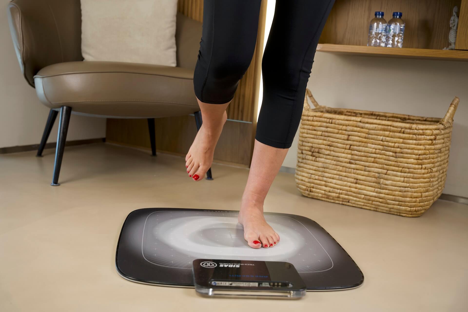 Digital pressure-plate gait analysis at KINETIKA Dubai